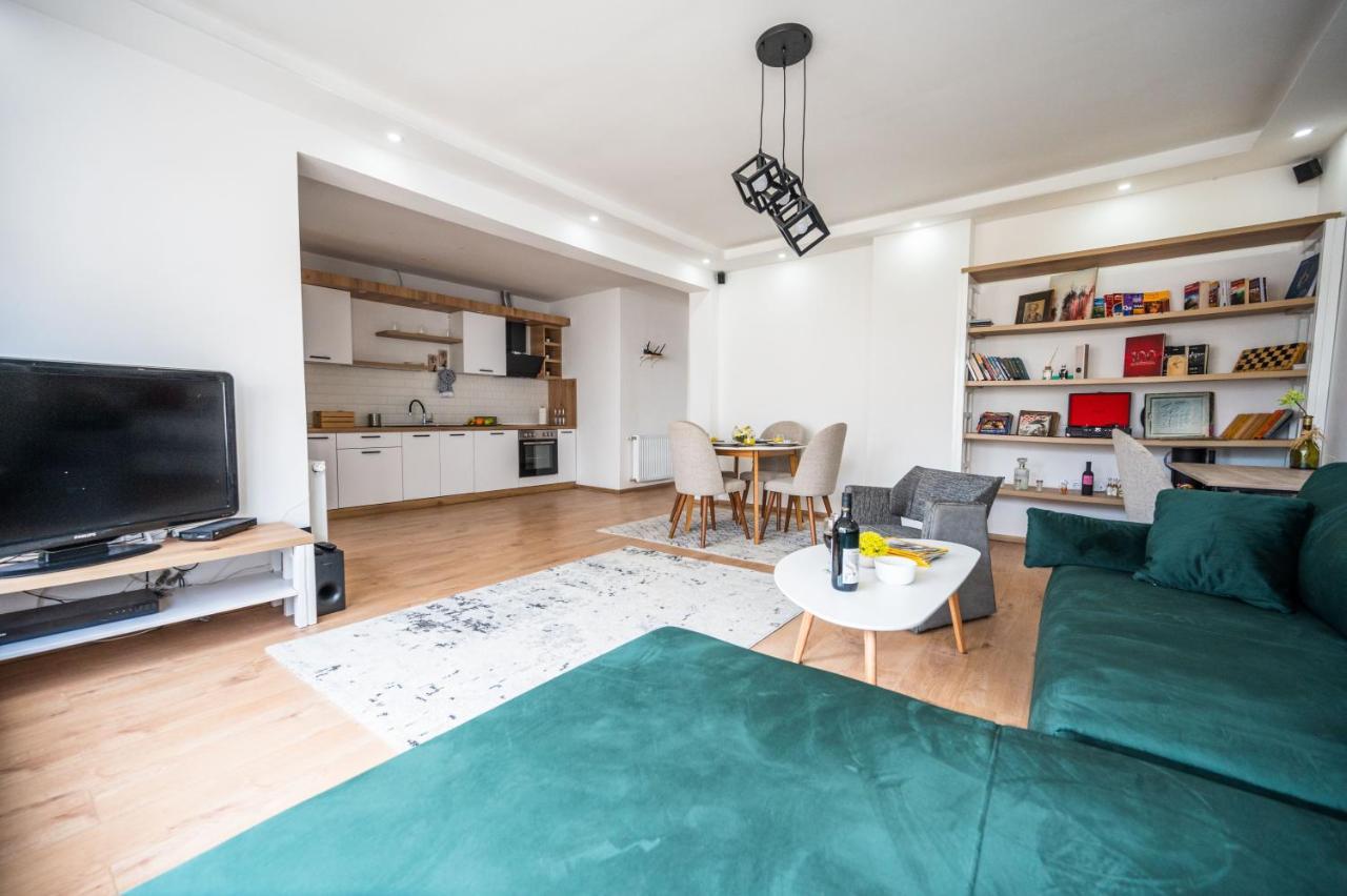 Spacious And Bright 2Bdr Apartment In The Old Town Sarajewo Zewnętrze zdjęcie